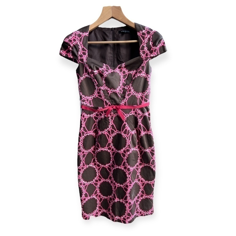 David Meister Sweetheart Neck Cap Sleeve Knee Length Sheath Dress, Size 2
